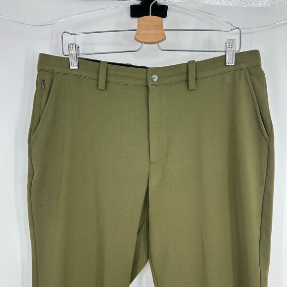 Quince Men’s 34 x 30 Ultra-Stretch 24/7 Smart Chino Athletic Tapered Olive Green - Picture 4 of 11